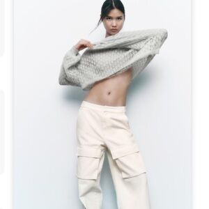 Zara light gray knit sweater